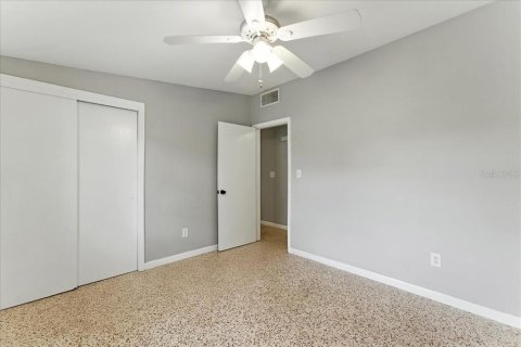Apartamento en alquiler en Orlando, Florida, 2 dormitorios, 76.64 m2 № 1870999 - foto 5