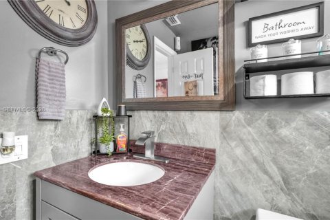 Купить виллу или дом в Вест-Парк, Флорида 3 спальни, 93.65м2, № 2027917 - фото 6