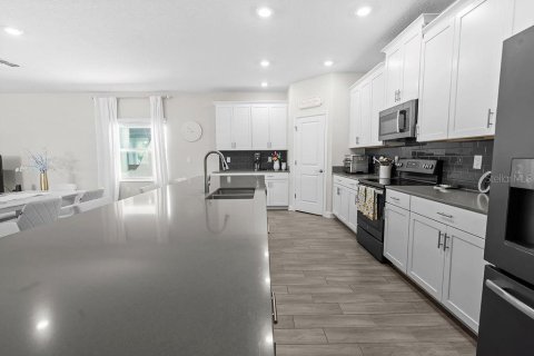 Villa ou maison à vendre à Orlando, Floride: 5 chambres, 371.05 m2 № 2215405 - photo 10