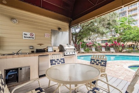 Condominio en alquiler en Tampa, Florida, 2 dormitorios, 95.88 m2 № 1818013 - foto 27