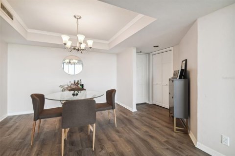 Condominio en alquiler en Tampa, Florida, 2 dormitorios, 95.88 m2 № 1818013 - foto 9
