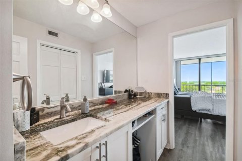 Condominio en alquiler en Tampa, Florida, 2 dormitorios, 95.88 m2 № 1818013 - foto 16