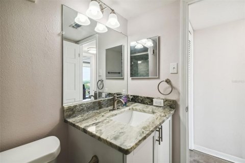 Condominio en alquiler en Tampa, Florida, 2 dormitorios, 95.88 m2 № 1818013 - foto 20