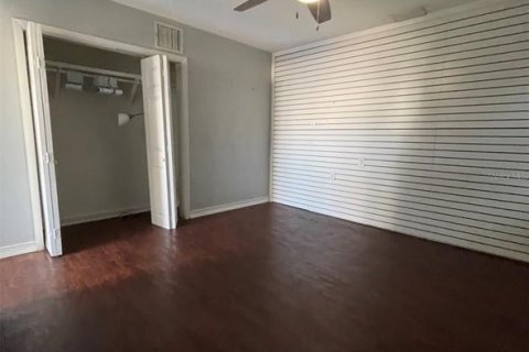 Commercial property in Tampa, Florida 112.97 sq.m. № 1642221 - photo 13