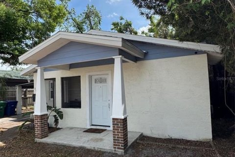 Commercial property in Tampa, Florida 112.97 sq.m. № 1642221 - photo 2