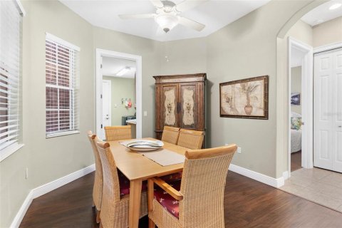 Casa en venta en Lady Lake, Florida, 2 dormitorios, 192.77 m2 № 1906514 - foto 17