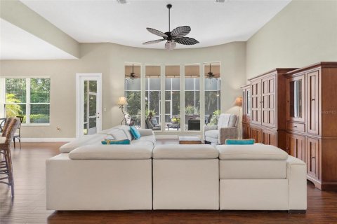 Casa en venta en Lady Lake, Florida, 2 dormitorios, 192.77 m2 № 1906514 - foto 14