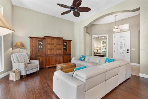 Casa en venta en Lady Lake, Florida, 2 dormitorios, 192.77 m2 № 1906514 - foto 15