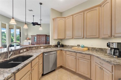 Casa en venta en Lady Lake, Florida, 2 dormitorios, 192.77 m2 № 1906514 - foto 22