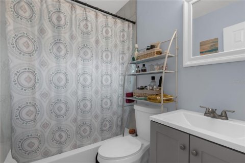 Villa ou maison à louer à Cocoa, Floride: 3 chambres, 111.76 m2 № 2120487 - photo 12