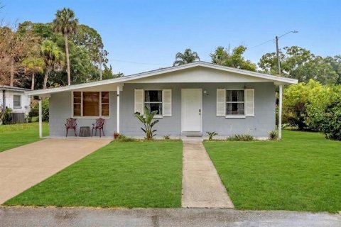 Villa ou maison à louer à Cocoa, Floride: 3 chambres, 111.76 m2 № 2120487 - photo 2
