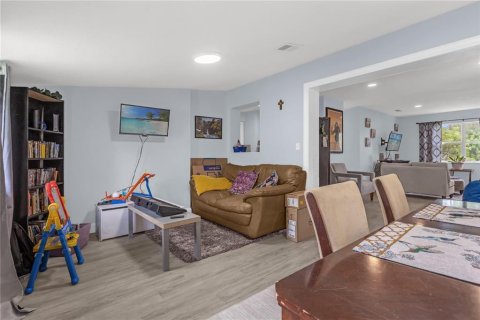 Villa ou maison à louer à Cocoa, Floride: 3 chambres, 111.76 m2 № 2120487 - photo 7