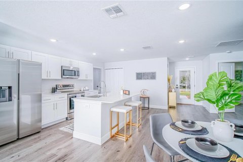 Casa en alquiler en Port Charlotte, Florida, 3 dormitorios, 118.82 m2 № 1829449 - foto 4