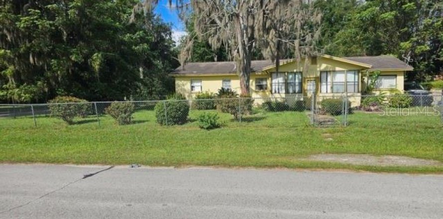 Casa en Ocala, Florida 4 dormitorios, 120.4 m2 № 2381170