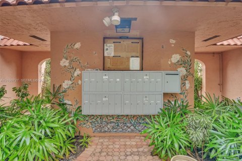 Condo in Fort Lauderdale, Florida, 3 bedrooms  № 2401568 - photo 30