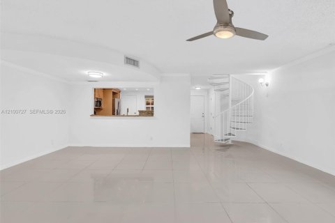 Condo in Fort Lauderdale, Florida, 3 bedrooms  № 2401568 - photo 9