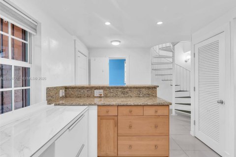 Condo in Fort Lauderdale, Florida, 3 bedrooms  № 2401568 - photo 14