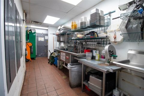 Commercial property in Kissimmee, Florida 243.13 sq.m. № 1801623 - photo 19