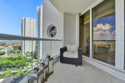 Copropriété à vendre à Aventura, Floride: 4 chambres, 266.63 m2 № 2255813 - photo 21