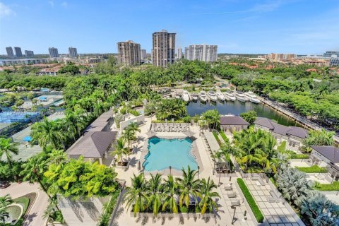 Copropriété à vendre à Aventura, Floride: 4 chambres, 266.63 m2 № 2255813 - photo 20