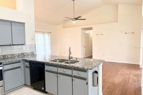 Villa ou maison à louer à Davenport, Floride: 4 chambres, 150.87 m2 № 2391058 - photo 12