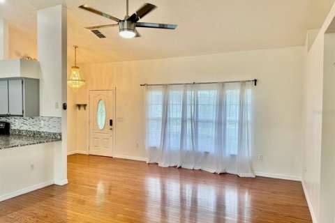 Villa ou maison à louer à Davenport, Floride: 4 chambres, 150.87 m2 № 2391058 - photo 8
