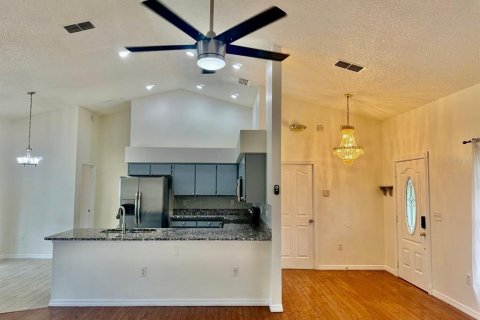 Villa ou maison à louer à Davenport, Floride: 4 chambres, 150.87 m2 № 2391058 - photo 4