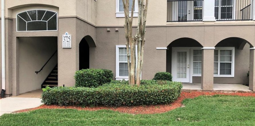 Condominio en Orlando, Florida, 2 dormitorios № 2216654