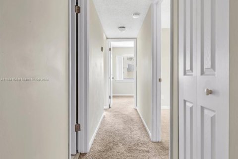 Condo in Plantation, Florida, 3 bedrooms  № 1421422 - photo 18