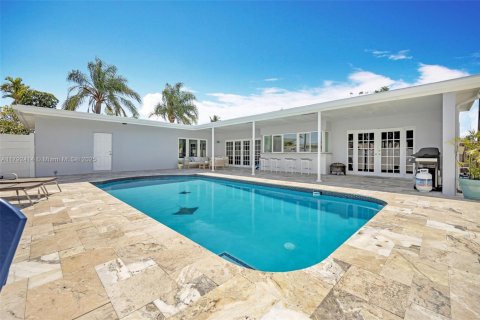 House in Hollywood, Florida 4 bedrooms, 214.05 sq.m. № 1740059 - photo 26