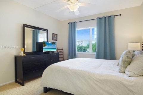 Copropriété à vendre à Pompano Beach, Floride: 2 chambres, 102.01 m2 № 2429863 - photo 28