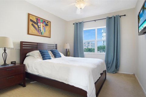 Copropriété à vendre à Pompano Beach, Floride: 2 chambres, 102.01 m2 № 2429863 - photo 18
