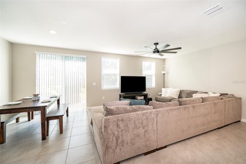 Townhouse in Ocoee, Florida 3 bedrooms, 145.86 sq.m. № 1884754 - photo 8