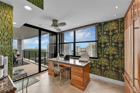Copropriété à vendre à Fort Lauderdale, Floride: 2 chambres, 150.5 m2 № 2001127 - photo 24