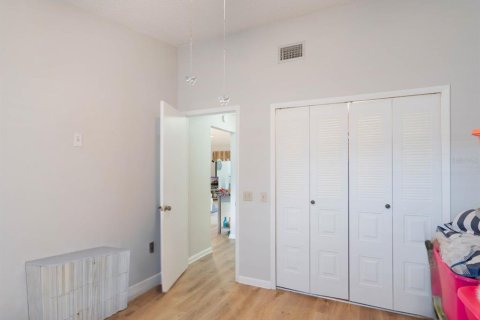 House in Winter Haven, Florida 2 bedrooms, 132.85 sq.m. № 1529193 - photo 18