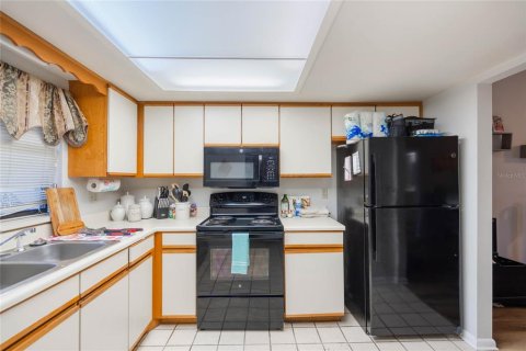 House in Winter Haven, Florida 2 bedrooms, 132.85 sq.m. № 1529193 - photo 8