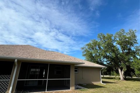 Villa ou maison à louer à Punta Gorda, Floride: 2 chambres, 104.05 m2 № 1719940 - photo 23