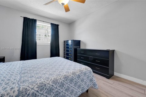 Condominio en alquiler en Hallandale Beach, Florida, 1 dormitorio, 54.91 m2 № 2044724 - foto 18