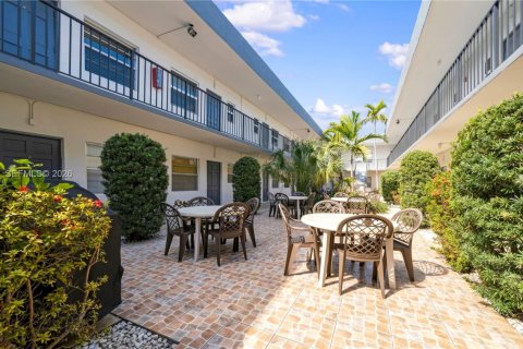 Condominio en alquiler en Hallandale Beach, Florida, 1 dormitorio, 54.91 m2 № 2044724 - foto 3