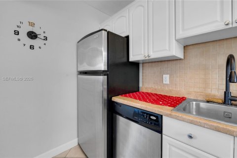 Condominio en alquiler en Hallandale Beach, Florida, 1 dormitorio, 54.91 m2 № 2044724 - foto 29