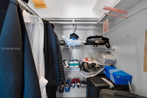 Condominio en alquiler en Hallandale Beach, Florida, 1 dormitorio, 54.91 m2 № 2044724 - foto 19