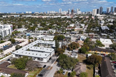 Condominio en alquiler en Hallandale Beach, Florida, 1 dormitorio, 54.91 m2 № 2044724 - foto 5