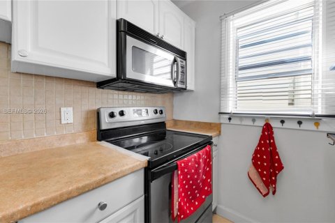 Condominio en alquiler en Hallandale Beach, Florida, 1 dormitorio, 54.91 m2 № 2044724 - foto 28