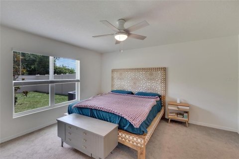 House in Wimauma, Florida 3 bedrooms, 140.84 sq.m. № 1622446 - photo 12