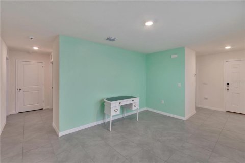 House in Wimauma, Florida 3 bedrooms, 140.84 sq.m. № 1622446 - photo 5