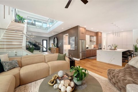 Купить виллу или дом в Сарасота, Флорида 8 комнат, 406.08м2, № 2391246 - фото 7
