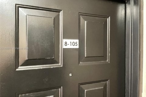 Condominio en alquiler en Coral Springs, Florida, 2 dormitorios, 91.42 m2 № 2057482 - foto 4