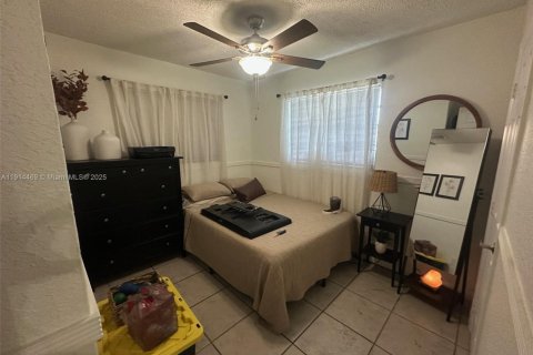 Casa en venta en Miami, Florida, 3 dormitorios, 85.47 m2 № 1970007 - foto 12