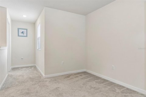 House in CYPRESS HAMMOCK in Kissimmee, Florida 5 bedrooms, 242.94 sq.m. № 2231893 - photo 23