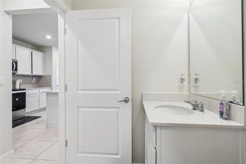 House in CYPRESS HAMMOCK in Kissimmee, Florida 5 bedrooms, 242.94 sq.m. № 2231893 - photo 18